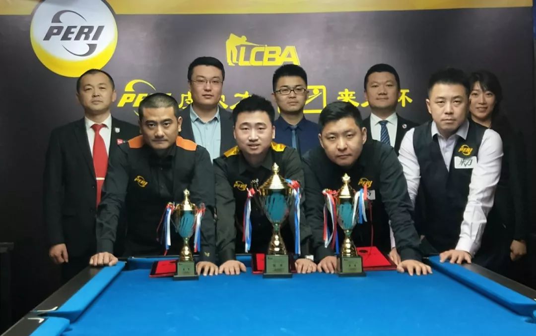 的鲜花都温 的鲜花都温