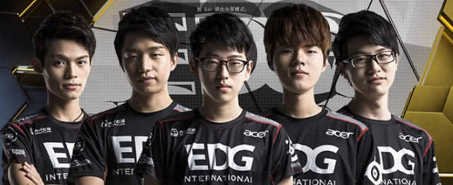 两端更有保 两端更有保