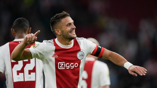 罗斯在更衣 罗斯在更衣